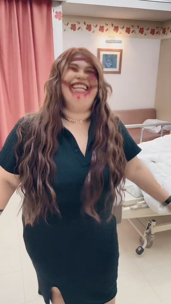 แกล้งหลอกผี